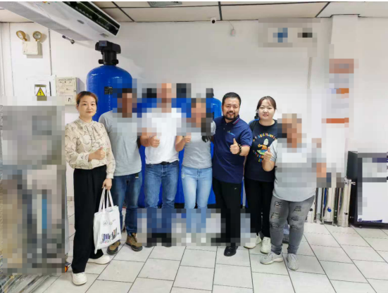 图片 12 图片 12