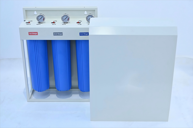 3-Stage Water Filter System with Pressure Gauges And Stainless Steel Housing Cover