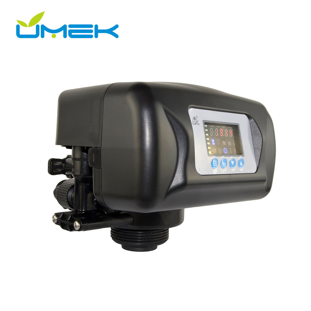 Runxin F92A Automatic Softener Valve 1" NPT, 5 M³/h, 2.5"-8 NPSM Mount