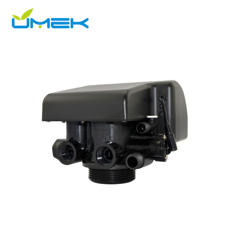 Runxin Control Valve F69D for Residential Water Softeners (32mm Inlet, 4m³/h Flow Rate)