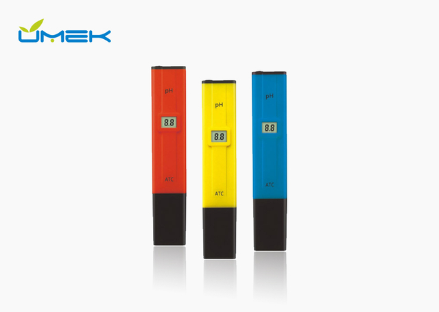 Pocket-size PH Meter