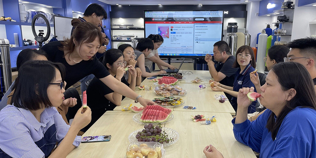 EMPLOYEE ANNIVERSARY-4
