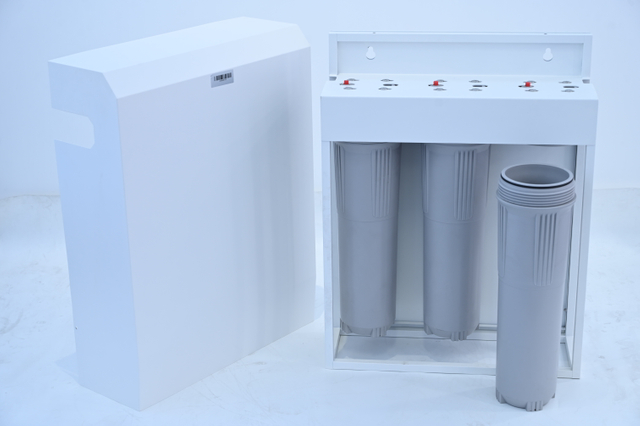 3 Stage Water Filter with Cover