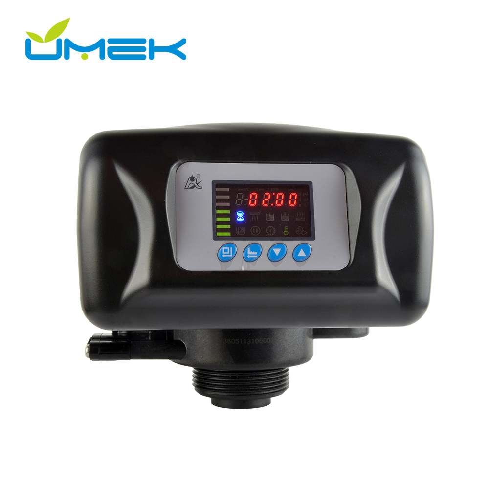 Runxin F92A Automatic Softener Valve 1" NPT, 5 M³/h, 2.5"-8 NPSM Mount